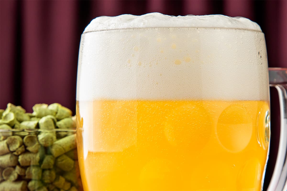 Foam Loves Hops (Except When It Doesn’t)